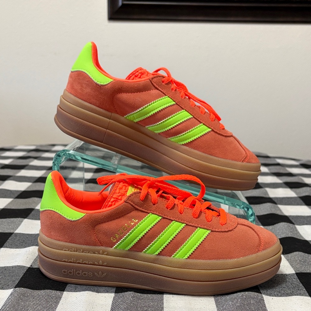 LIKE NEW! Adidas Gazelle Bold Solar Orange Solar Green Shoe Sneaker Women's 6.5